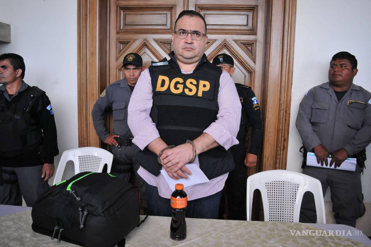 FGR impulsa nuevo proceso penal contra Javier Duarte por presunto desvío de recursos de salud
