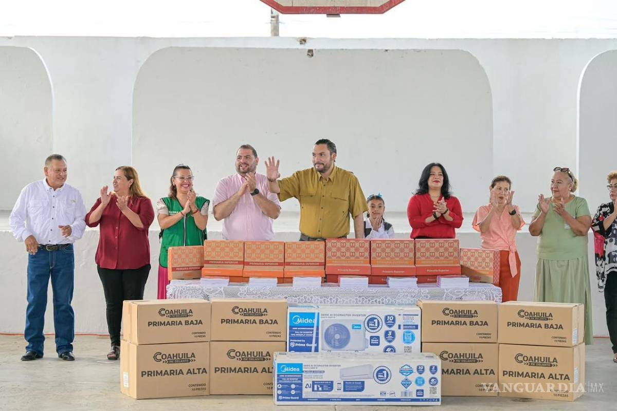 $!Se realizó la entrega de minisplit a la dirección de la escuela primaria Moderna Venustiano Carranza.