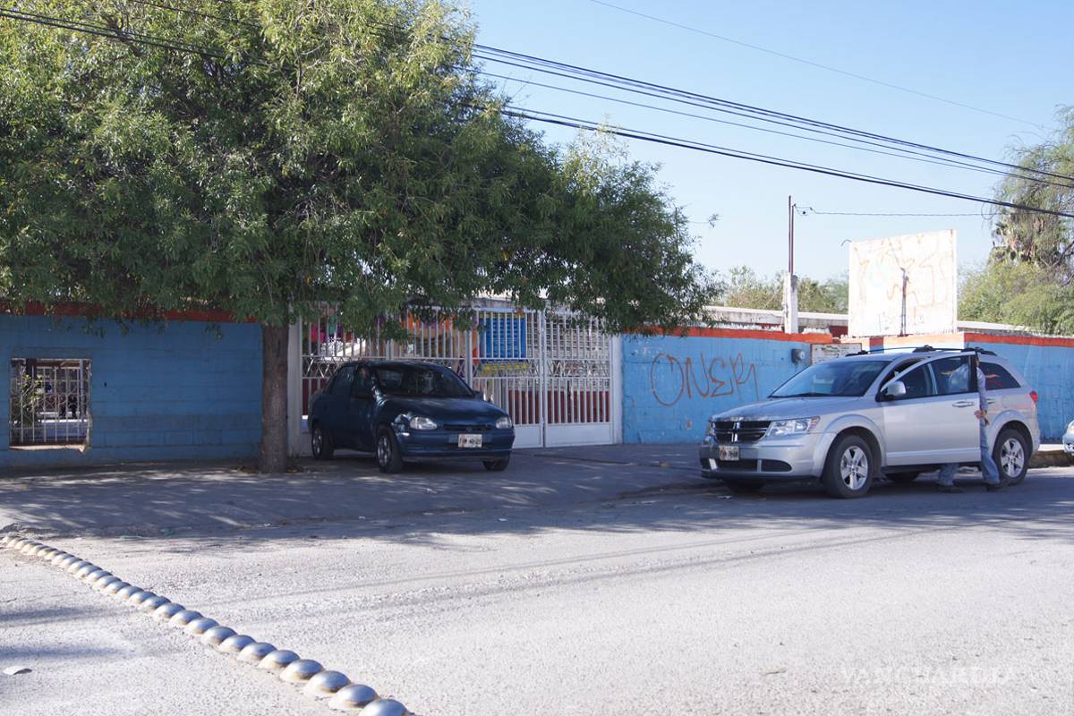 Maestra de Monclova abandona escuela tras ser acusada de agredir a sus alumnos