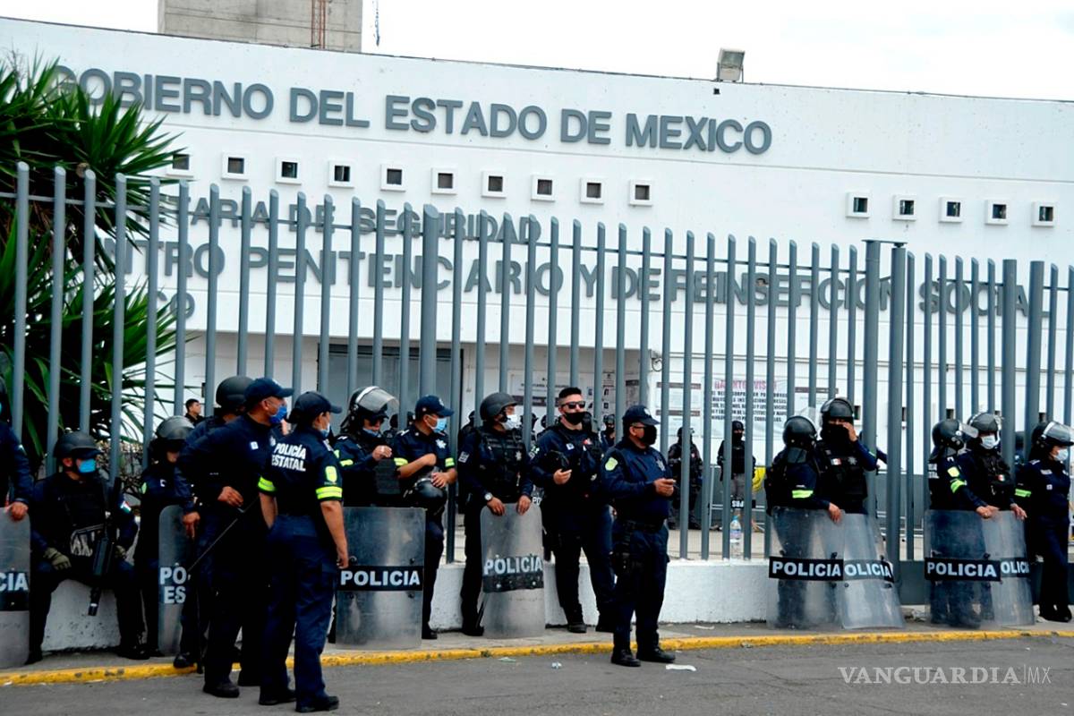 Allanan cárcel familiares de presos para exigir informes tras riña que dejó 4 lesionados