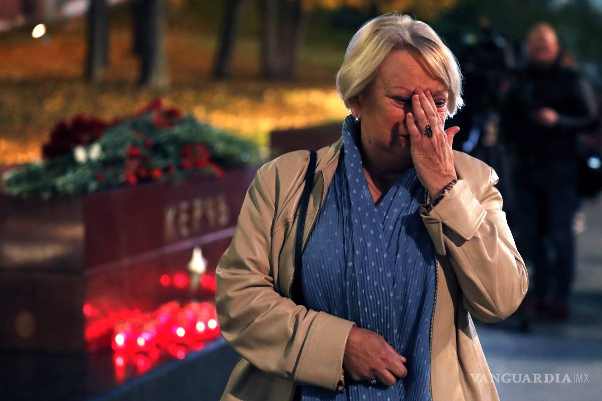 $!Un estudiante de 18 años acribilla a 19 personas en una escuela de Crimea