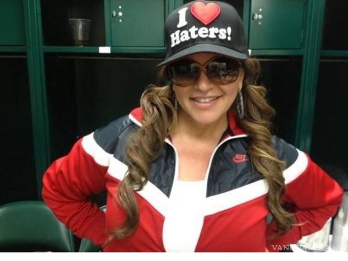 $!Gomita se disfraza de Jenni Rivera y le tupen en redes