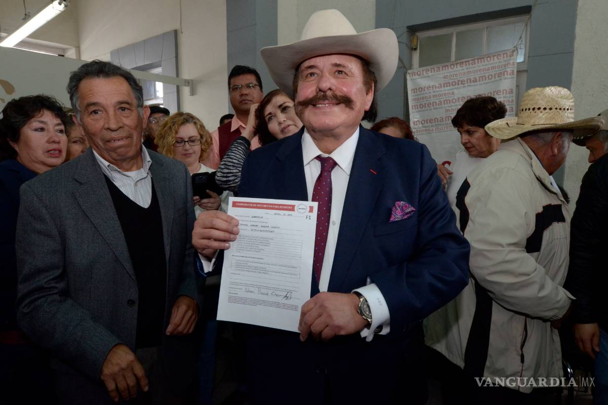 Se registra Armando Guadiana a precandidatura por la Gubernatura de Coahuila