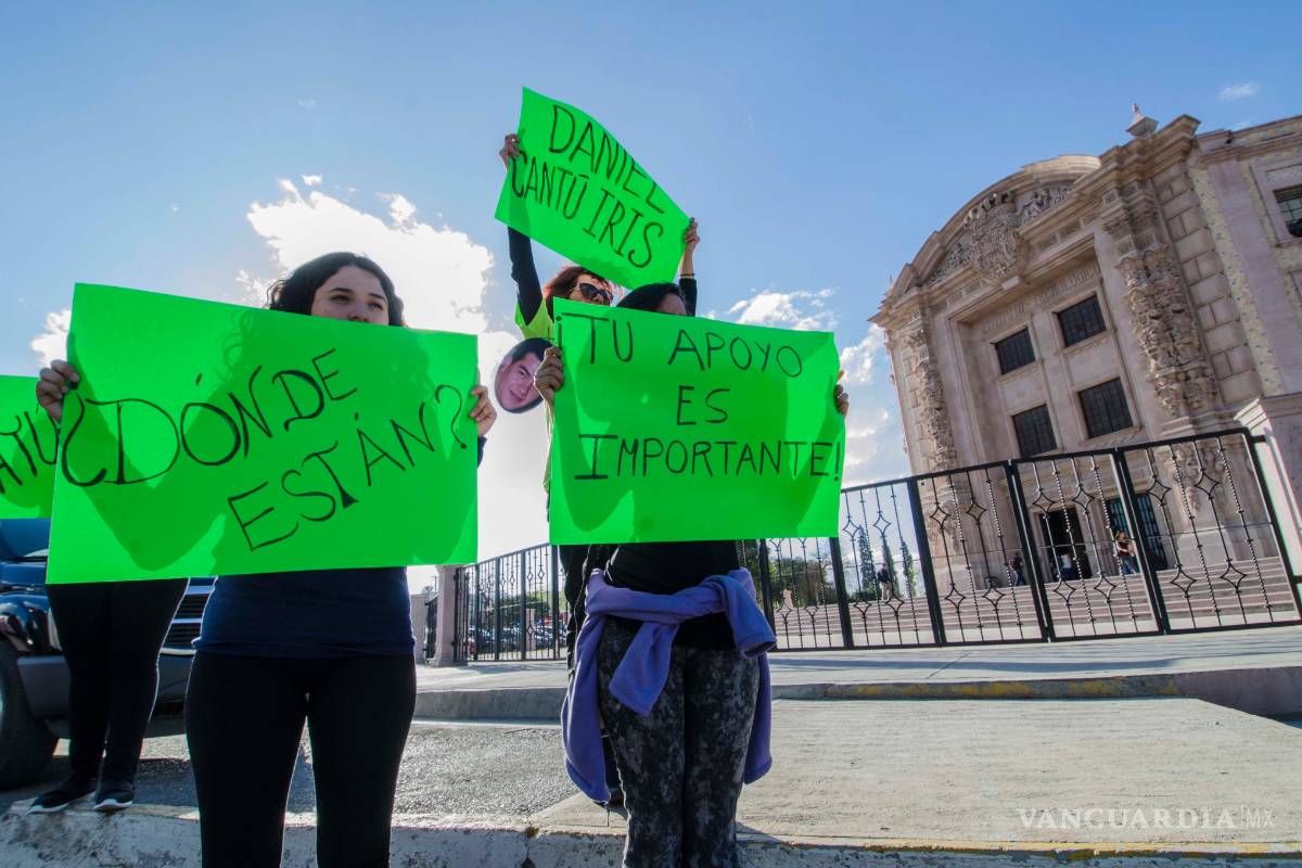 Exige justicia en Saltillo madre de joven desaparecido hace 11 años