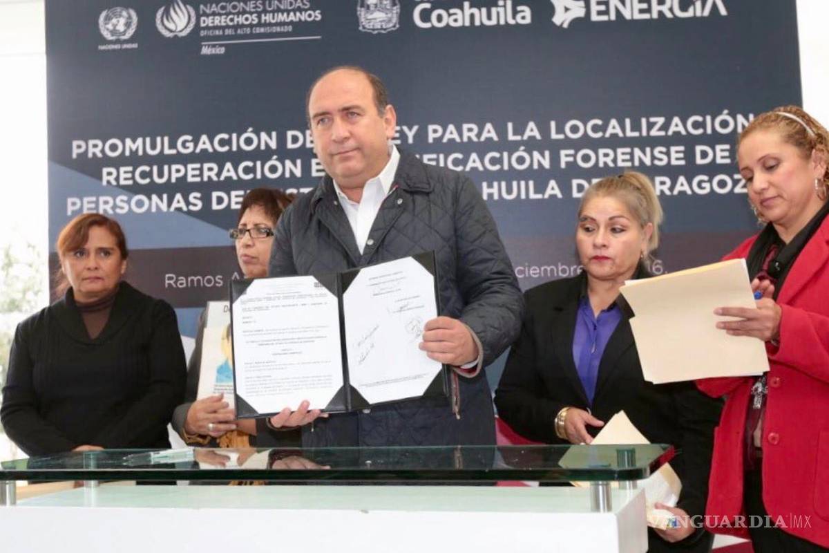 Rubén Moreira promulga Ley para Localización, Recuperación e Identificación Forense de Personas