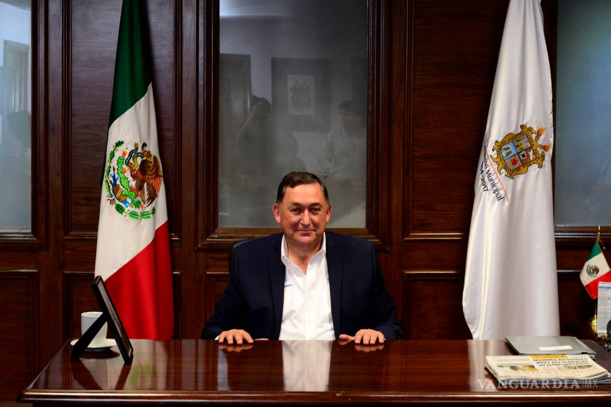 Isidro López Villarreal: &quot;Estaría orgullosísimo de ser Gobernador de Coahuila&quot;