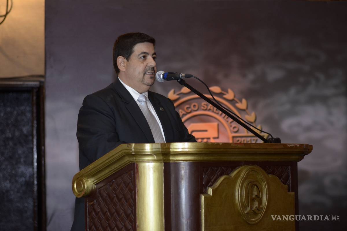 Exhortan a saltillenses a comprar con responsabilidad en el Buen Fin