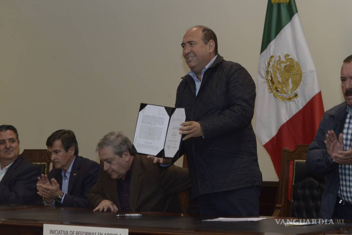 Con más estímulos buscaría Coahuila retener a armadoras: Rubén Moreira