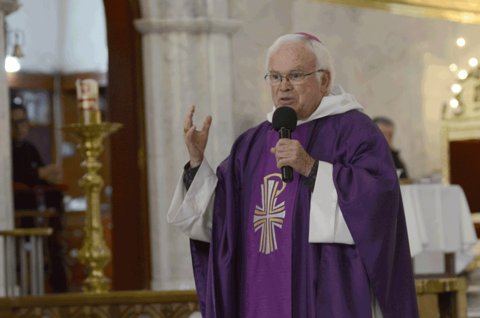 Raúl Vera, acosado tras señalar en la Corte Penal Internacional colusión gobierno-cárteles