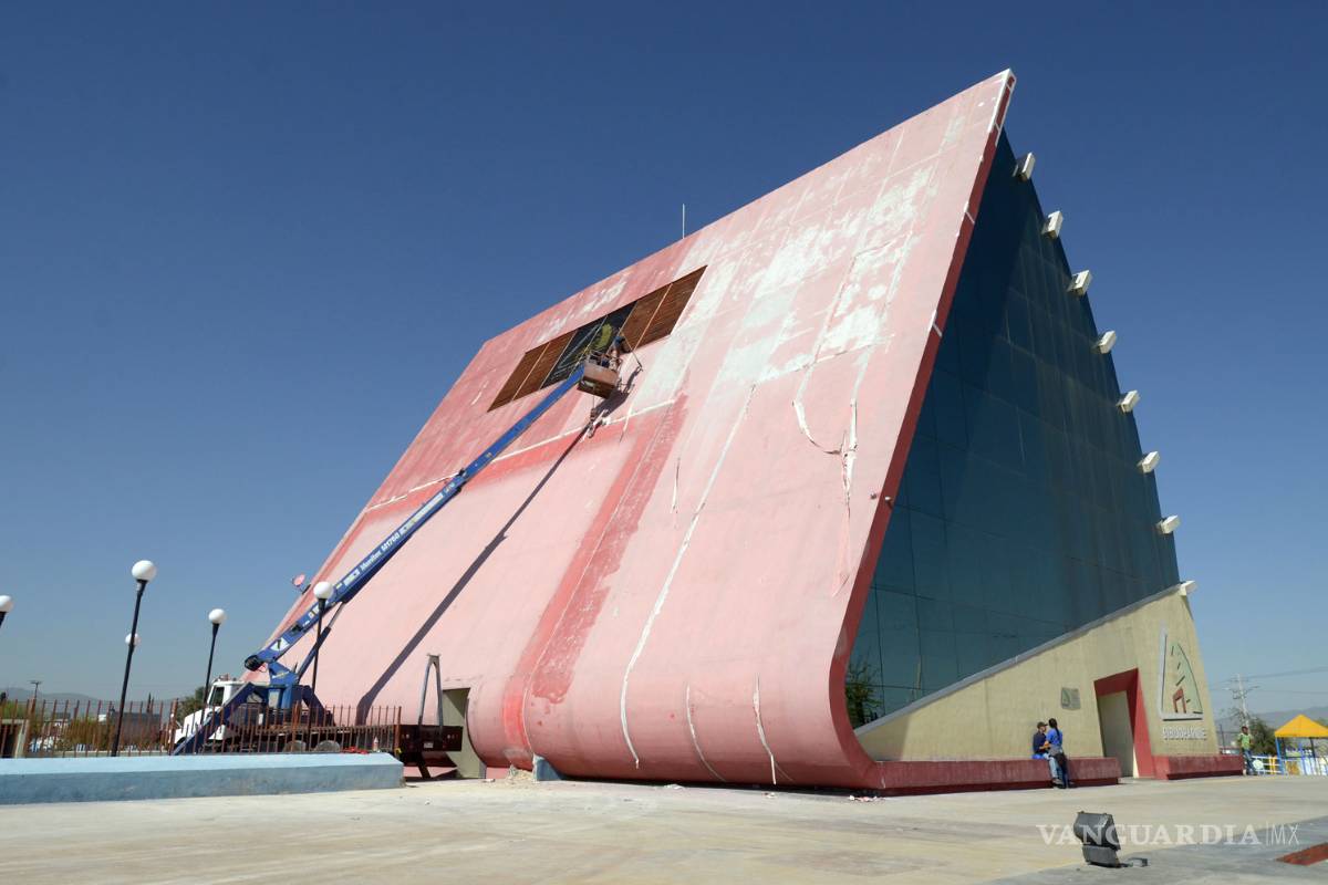 Avanzan 15 por ciento trabajos de rehabilitación de bliblioparque en Saltillo