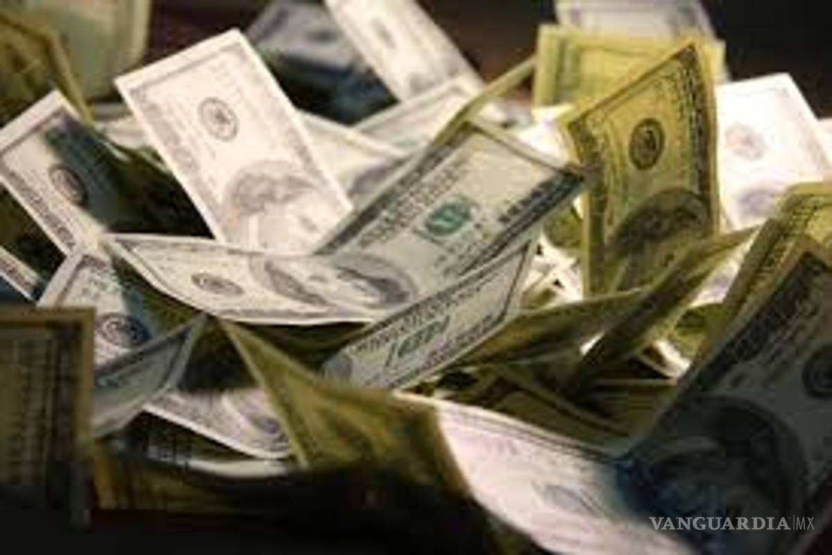 En marzo extranjeros sacaron del país $166 mil millones