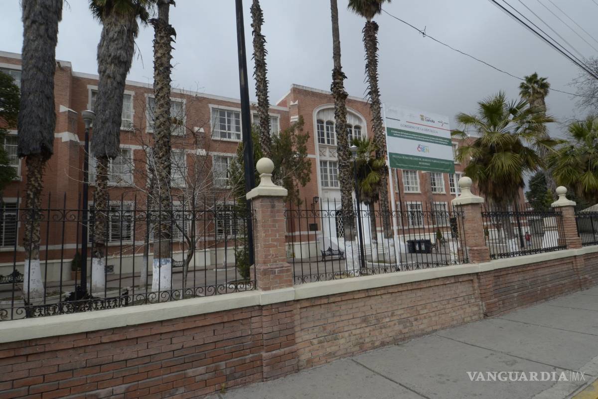 Ignora Alday medida cautelar: va a fiesta por día del maestro