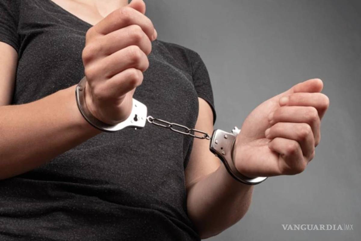 Denuncian detención ilegal en Saltillo por parte de agentes de Fiscalía; ‘no hay avances’, señala afectada