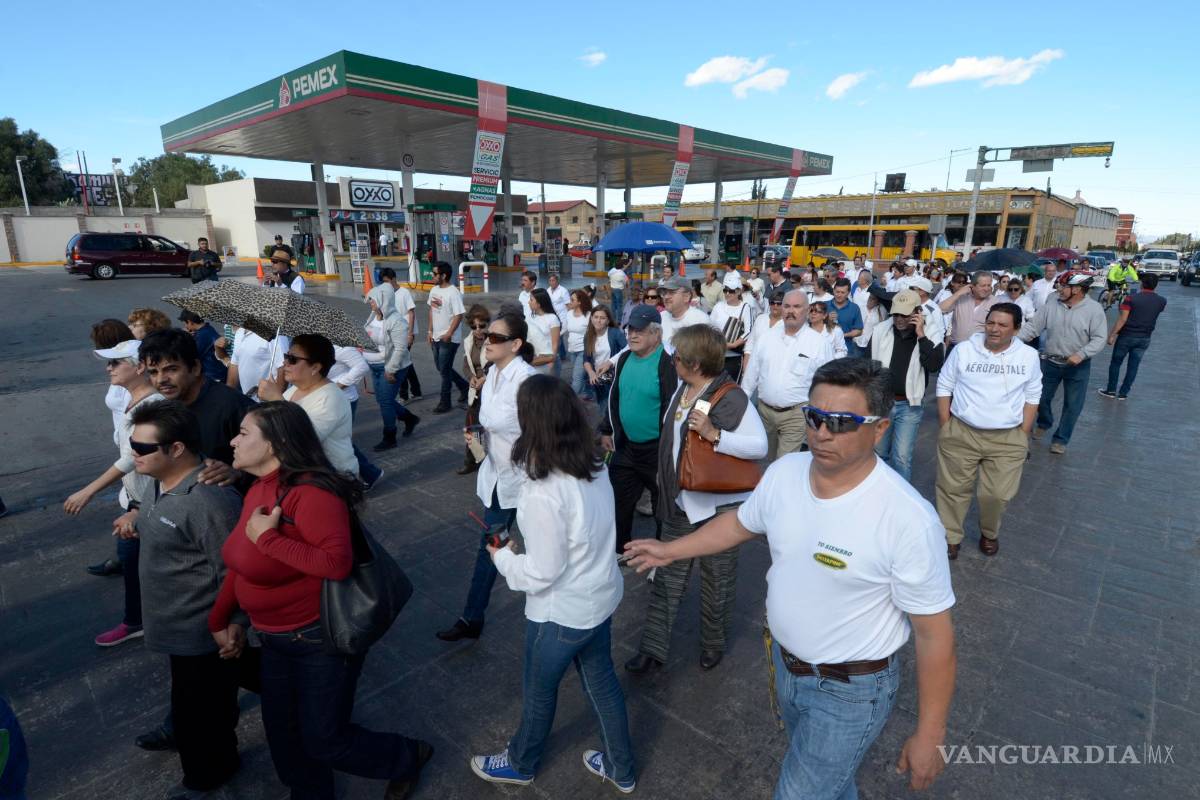 Saltillenses se manifiestan contra gasolinazo
