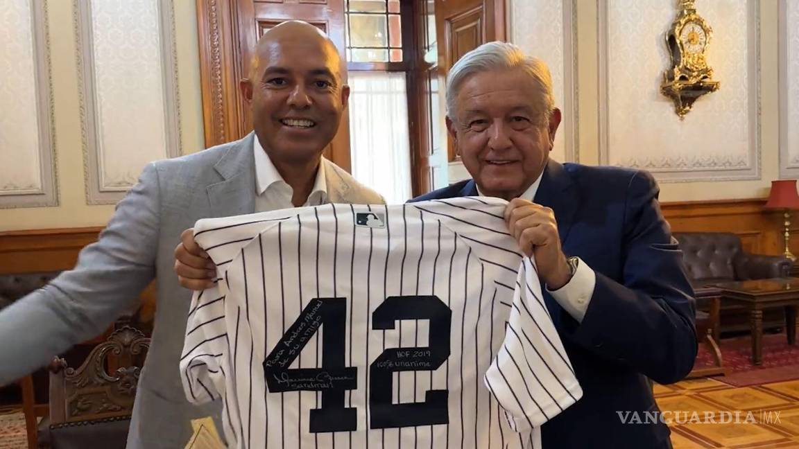 Recibe AMLO a la leyenda de los Yankees, Mariano Rivera