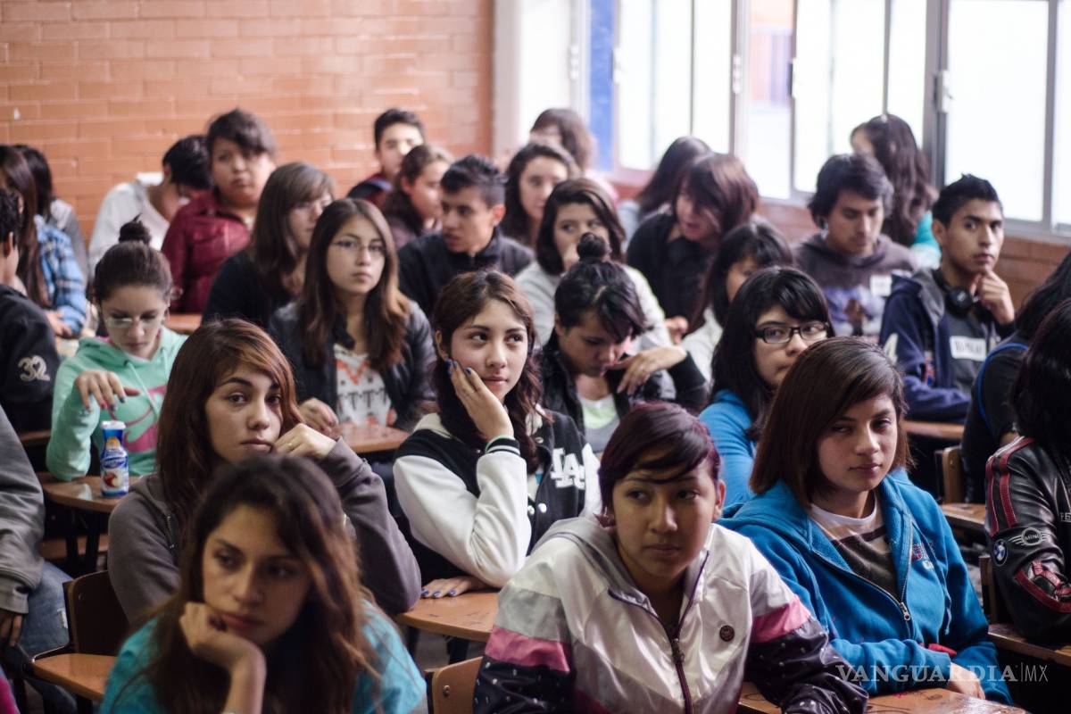 Becas no garantizan la permanencia de estudiantes en el bachillerato