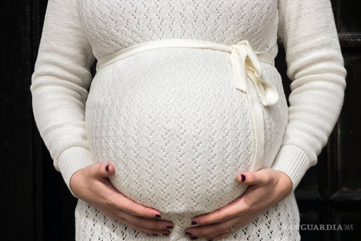 Un estudio sobre coronavirus en mujeres embarazadas descubre sorprendentes diferencias raciales