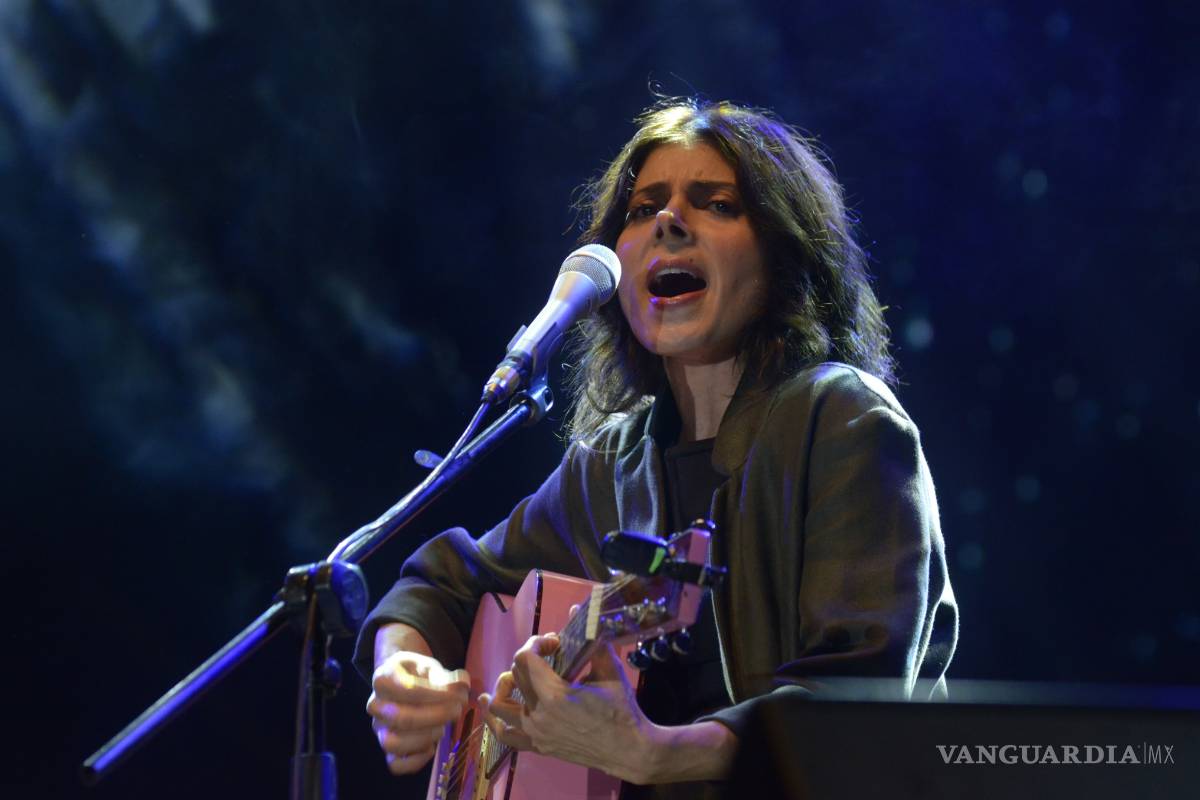 Noche intensa con Ely Guerra