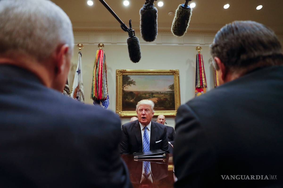 Trump promete recortes masivos de impuestos para empresas y clase media