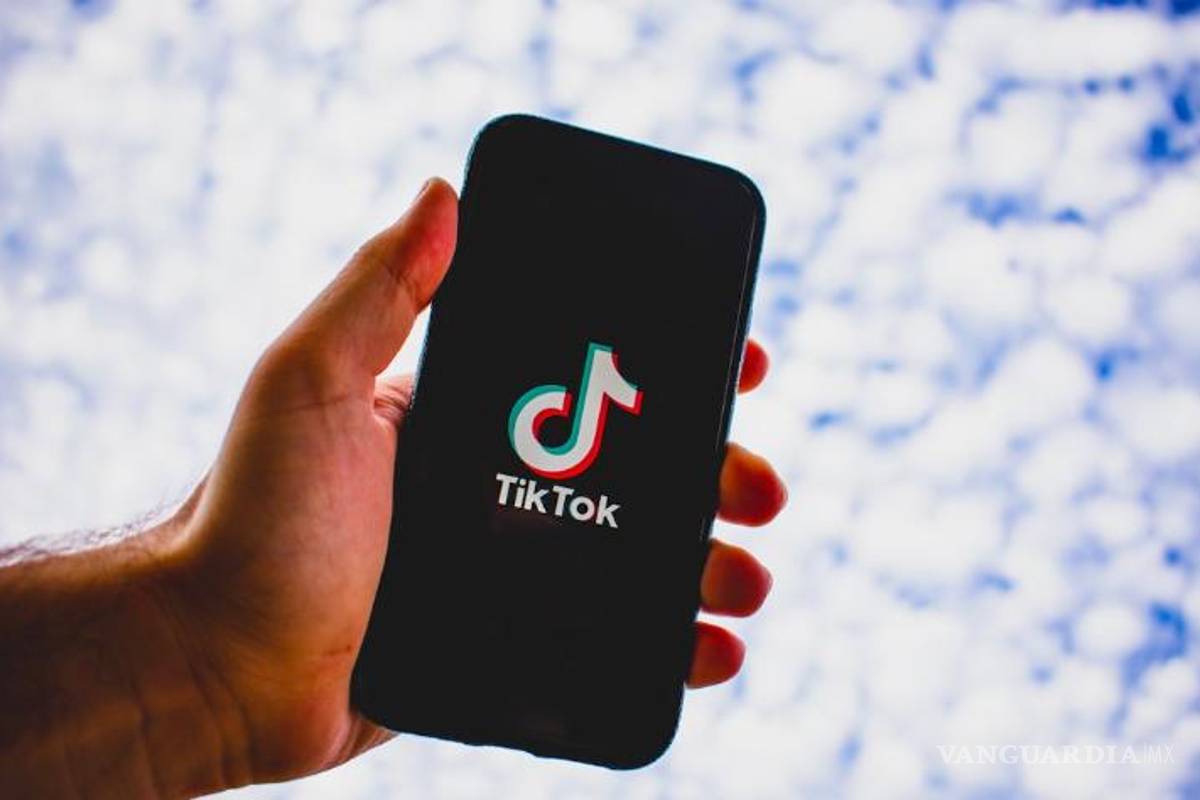 Cada vez más adolescentes dejan Facebook y migran a TikTok