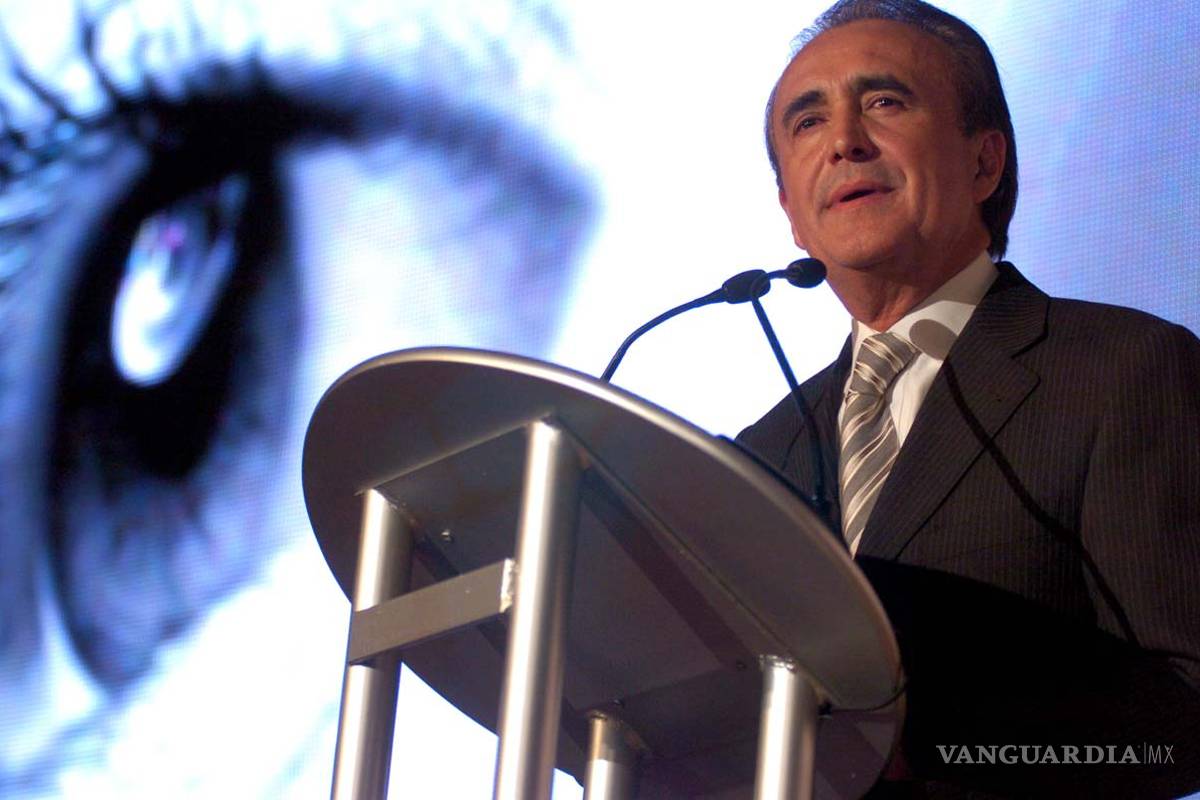 Ferriz de Con expresará ante INE su intención para contender en 2018