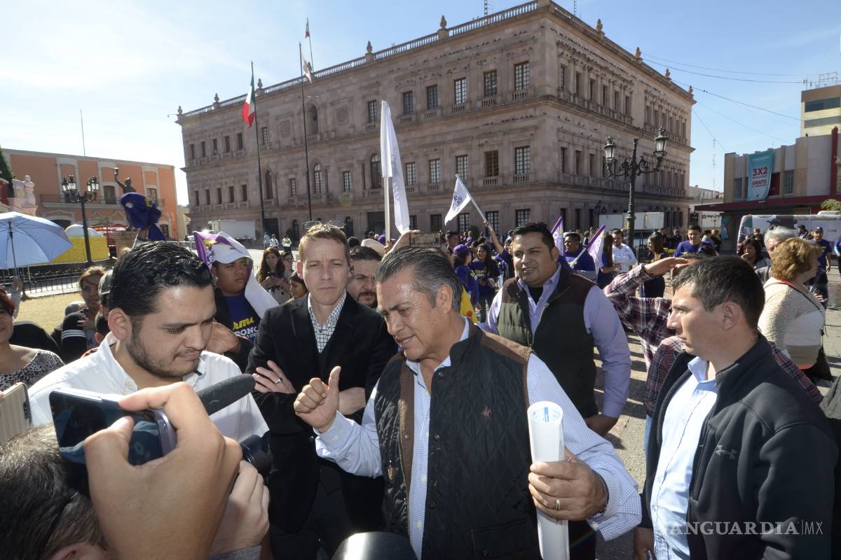 AMLO también es la "mafia del poder": El Bronco