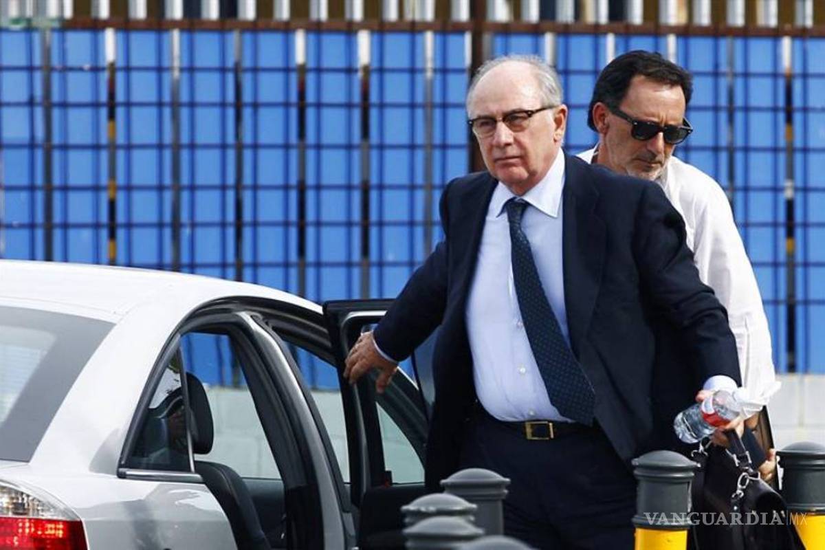 Rodrigo Rato, en el banquillo por el uso de tarjetas opacas al fisco