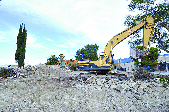 Demuelen kínder en Saltillo para construir plaza pública