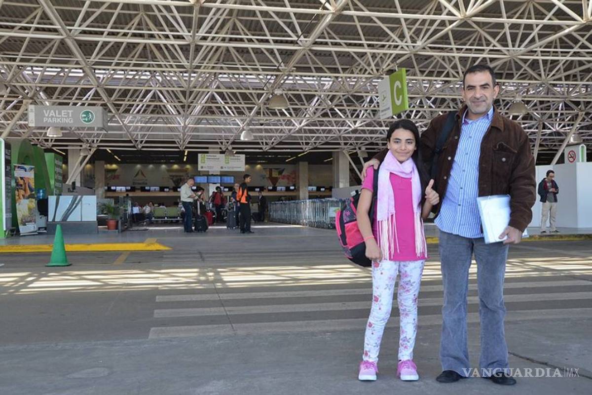 Niña refugiada siria conduce la llama olímpica en Brasil