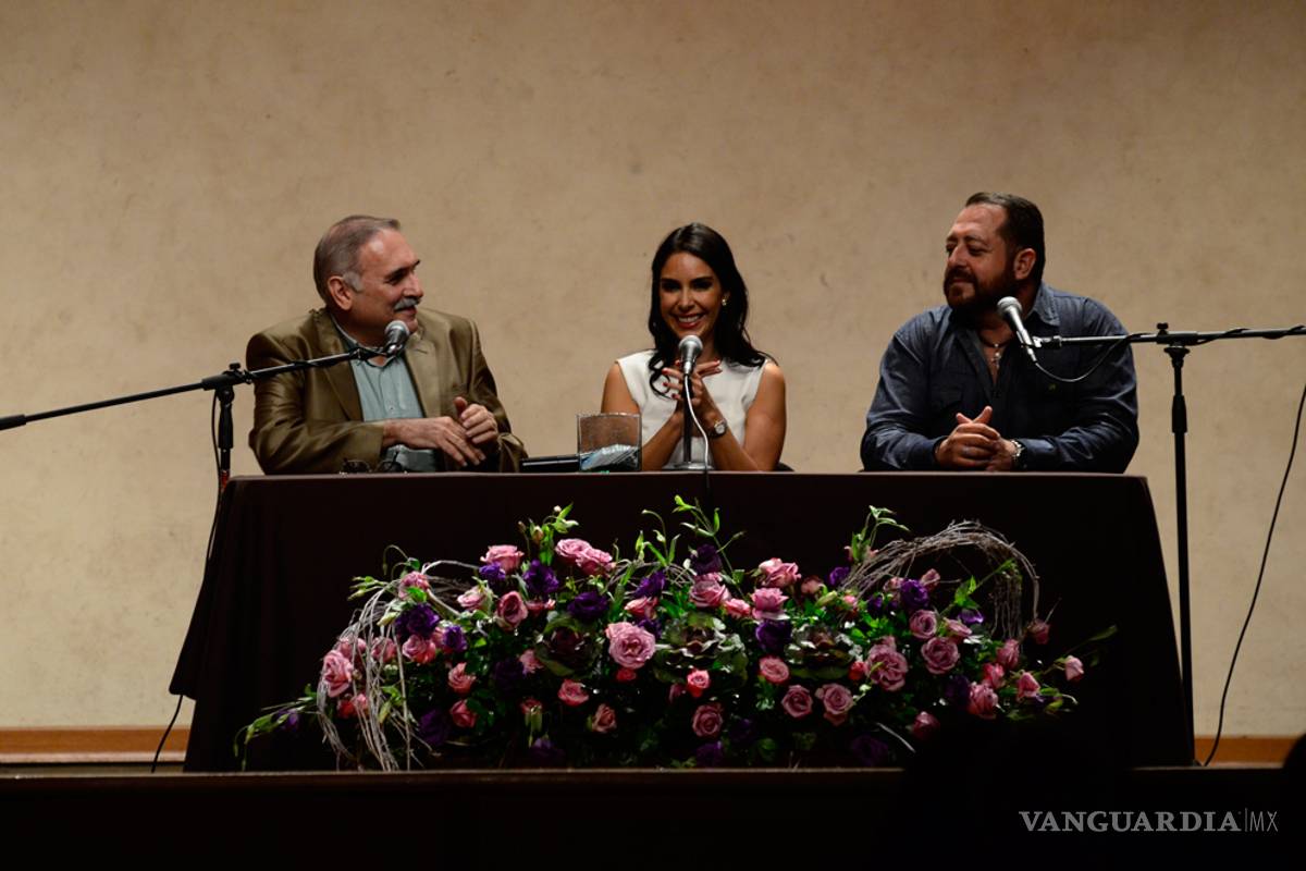 Presentan libro sobre adicciones en Saltillo