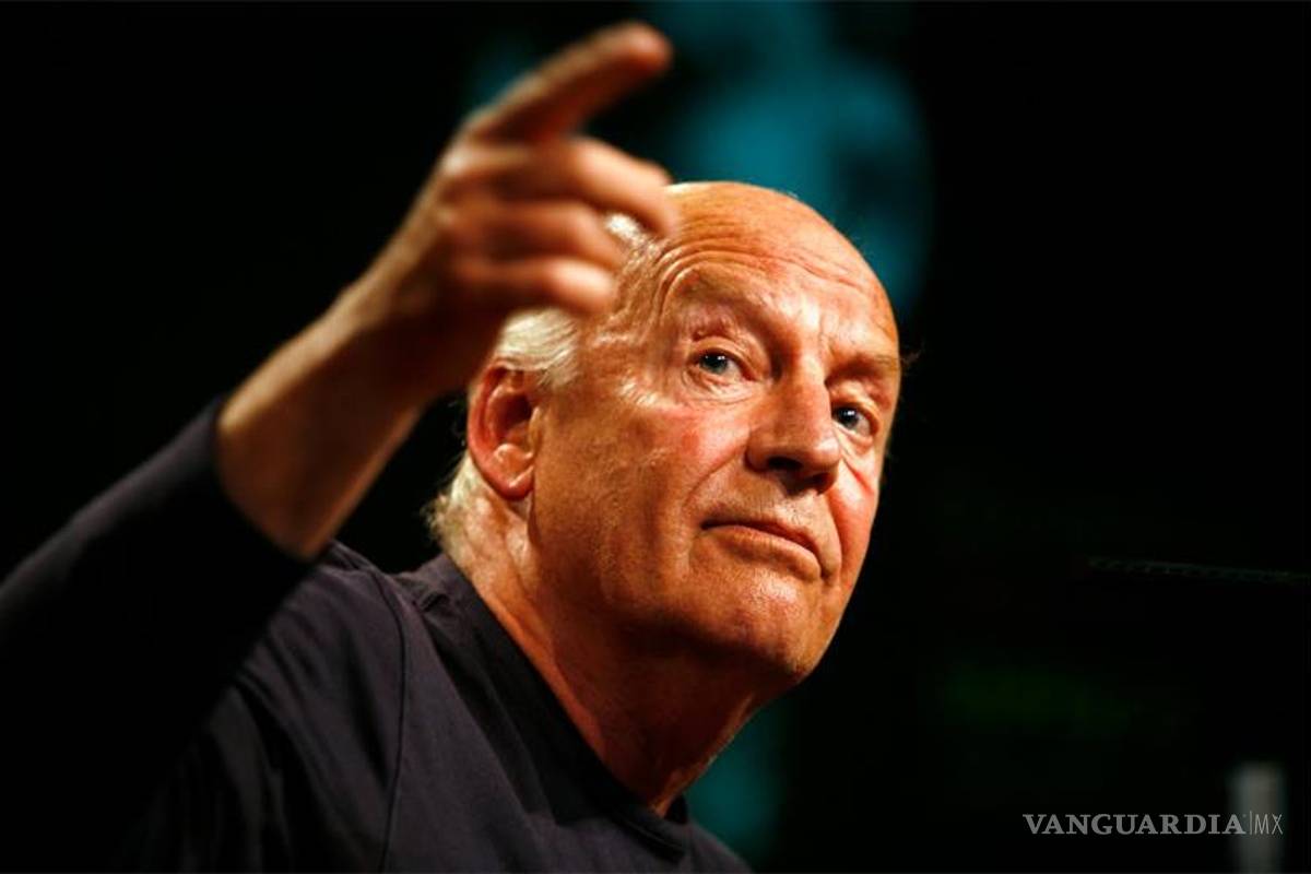 Eduardo Galeano recuerda en NY que &quot;estamos hechos de historias&quot;