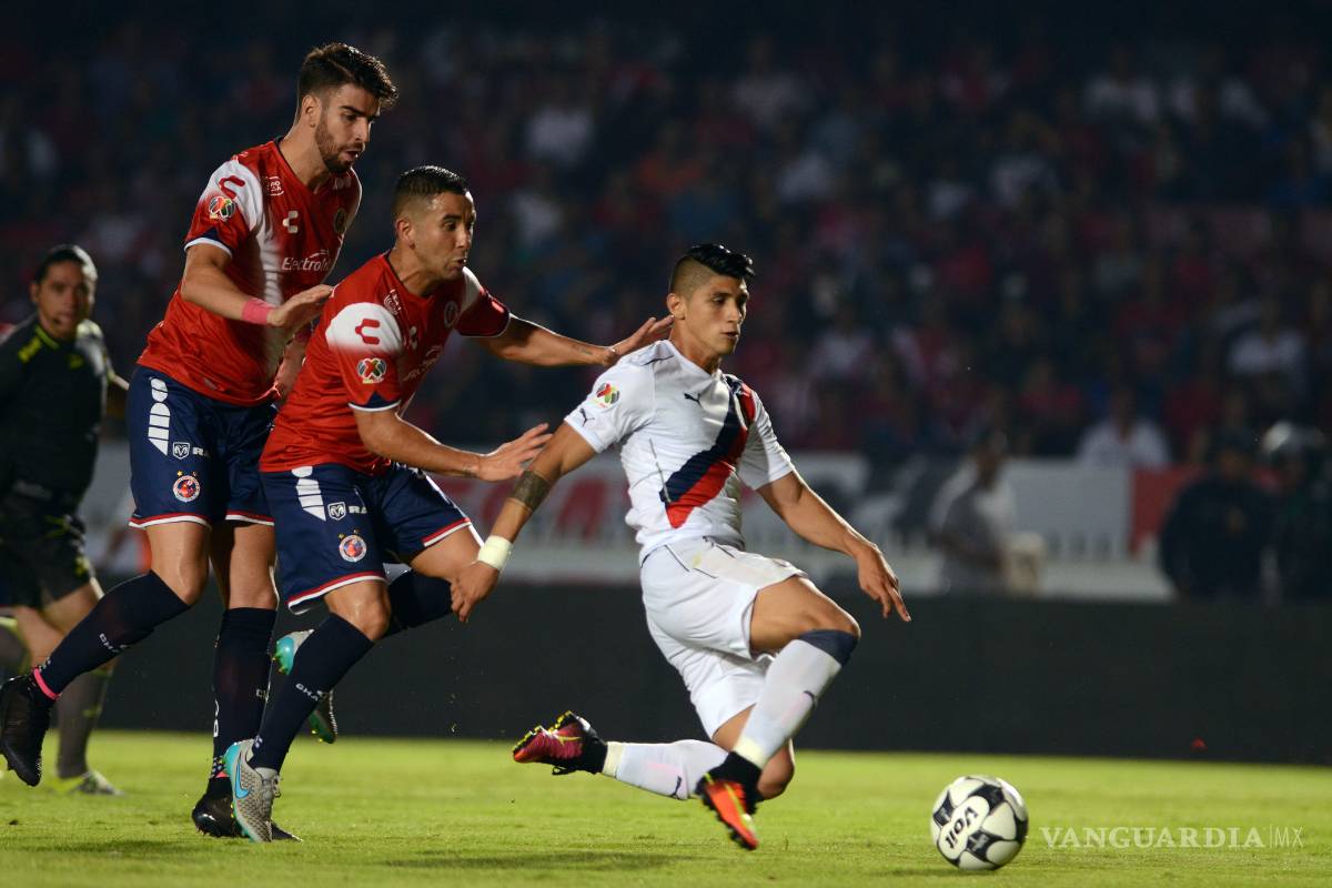 $!Para Chivas, 'Avión' con destino a la victoria