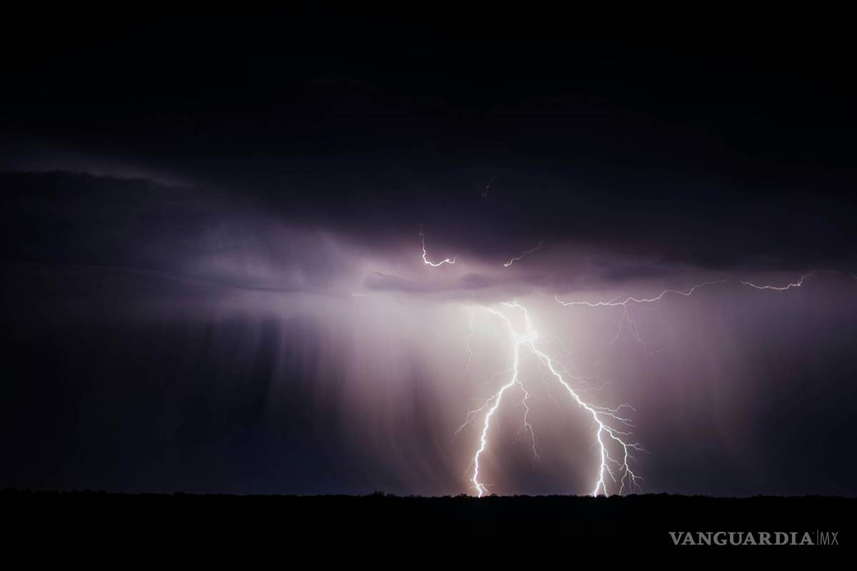 Se mira relampaguear...