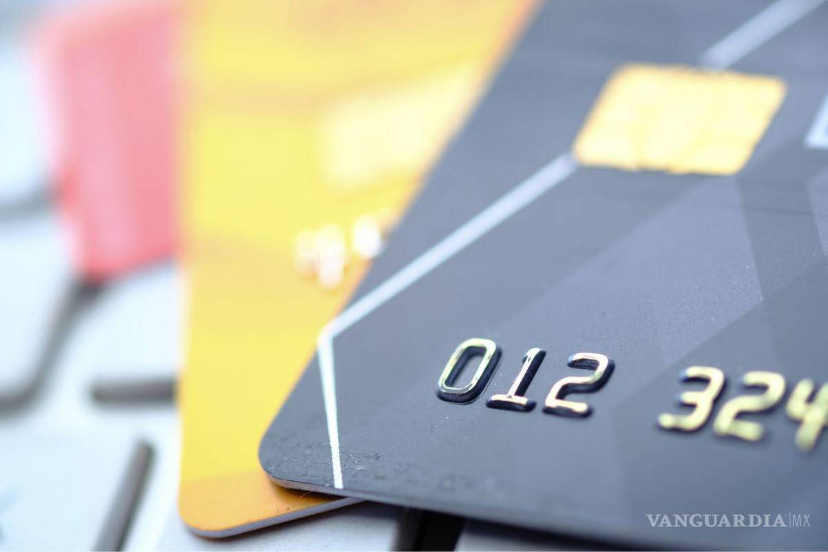 Cerrar o no una cuenta de nómina al cambiar de trabajo: lo que debes saber