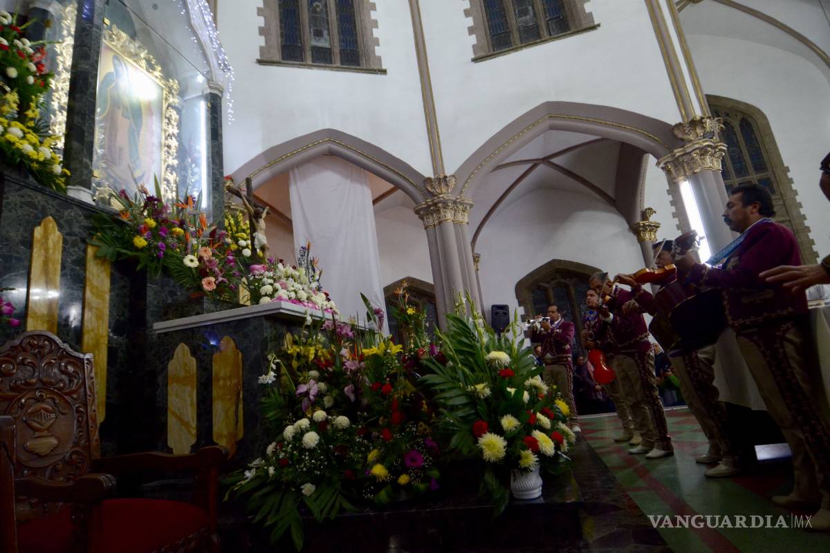 Cientos de saltillenses celebran a la Virgen de Guadalupe con ‘Las Mañanitas’