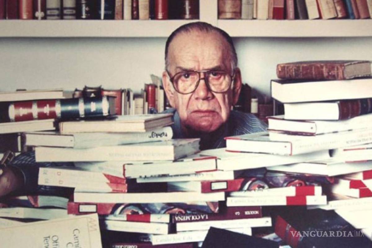 El centenario de Cela recupera al autor total, al poeta, pintor o caminante