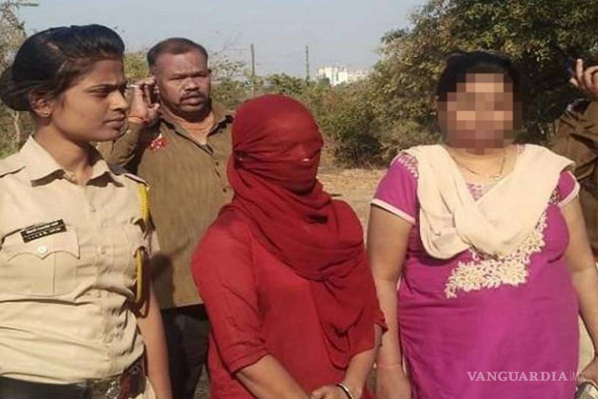 Por celos, mujer apuñala a su hijastra de 4 años con una pluma hasta matarla