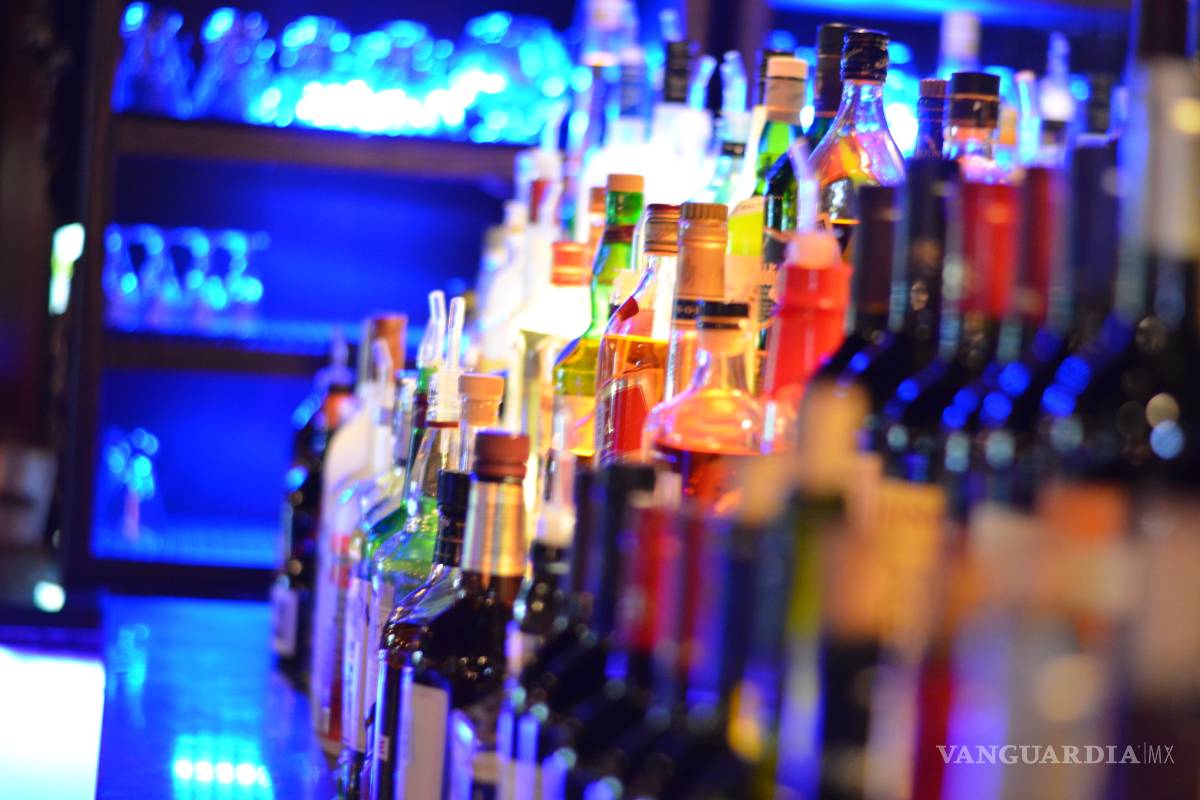 Clausuran bar en Saltillo por venderle alcohol a una menor