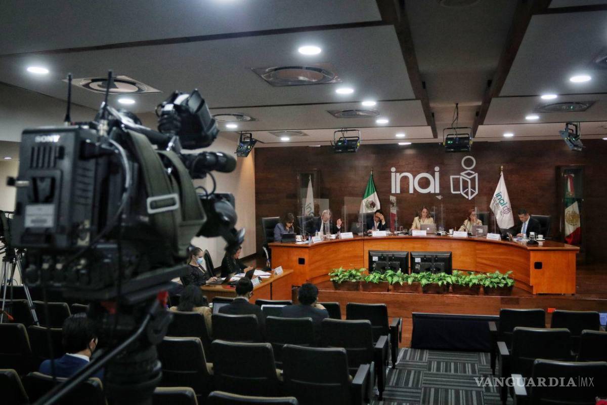 INAI alista controversia ante SCJN, tras veto de AMLO contra elección de comisionados