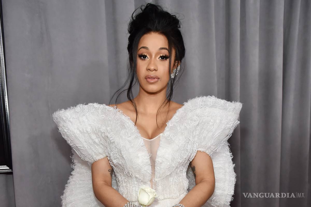 Cardi B rompe fácilmente el record de streaming de Taylor Swift en Apple Music
