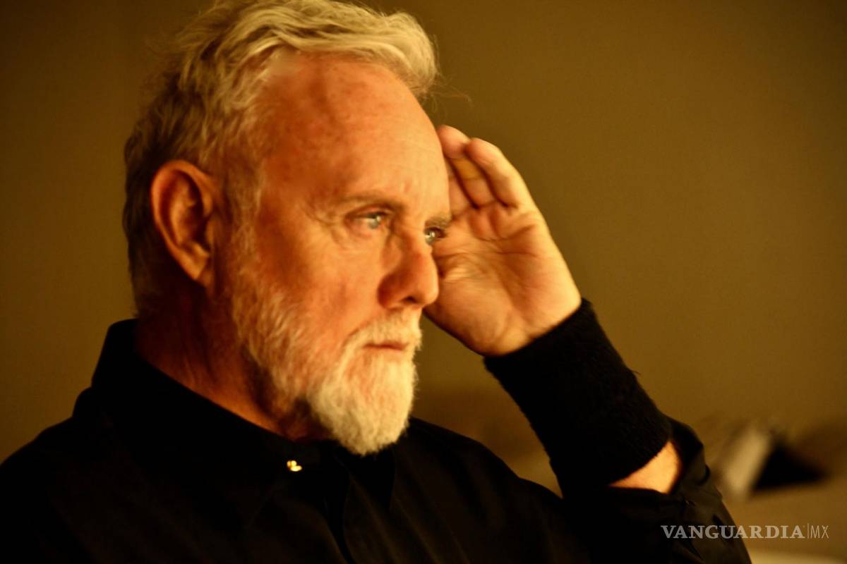 Roger Taylor, baterista de Queen, lanza “Outsider” su sexto álbum en solitario