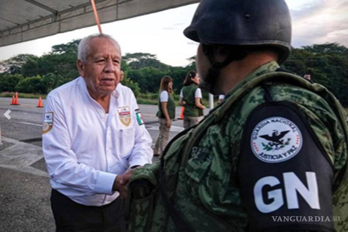 19 delegados del INM, con formación militar