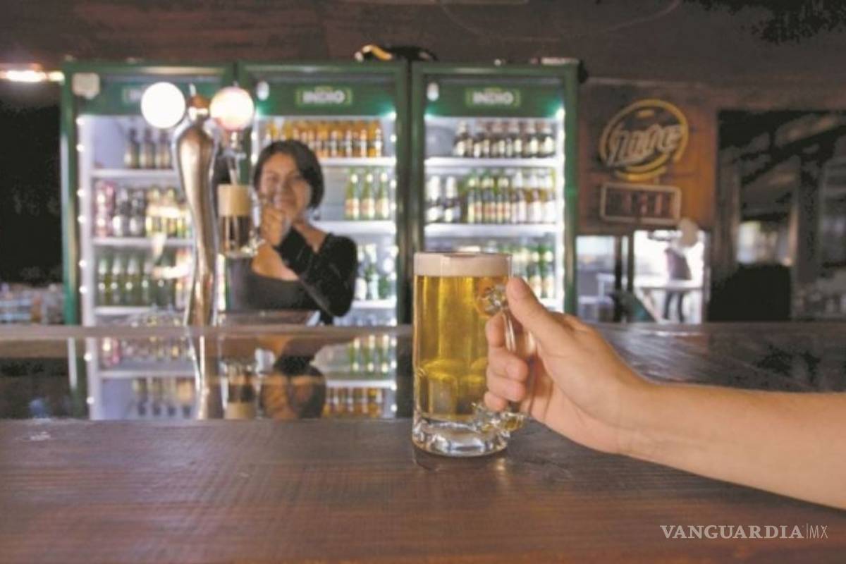 Fracasa el impuesto a vicios: recauda mucho pero no desincentiva el consumo