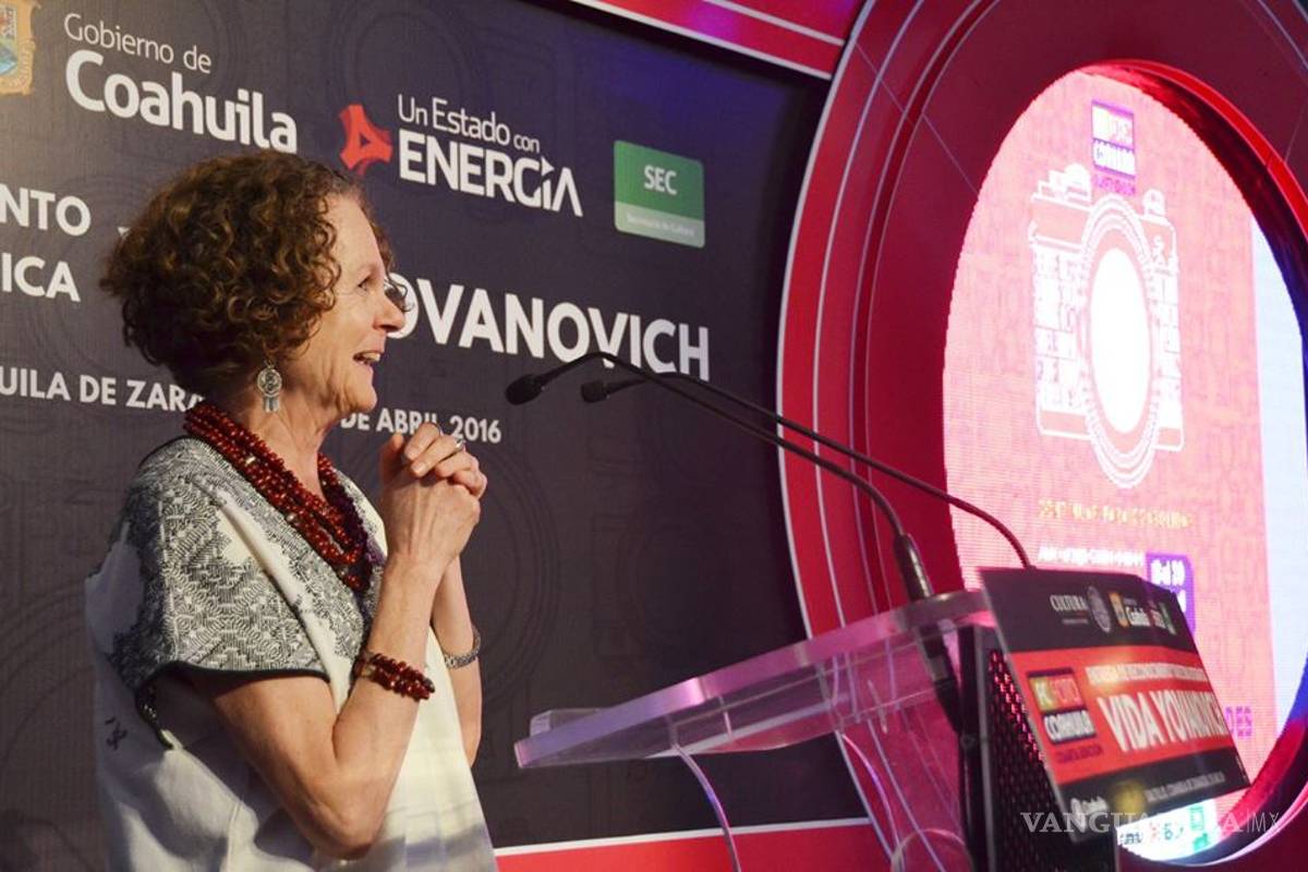 Vida Yovanovich: reconocer su involucramiento fotográfico
