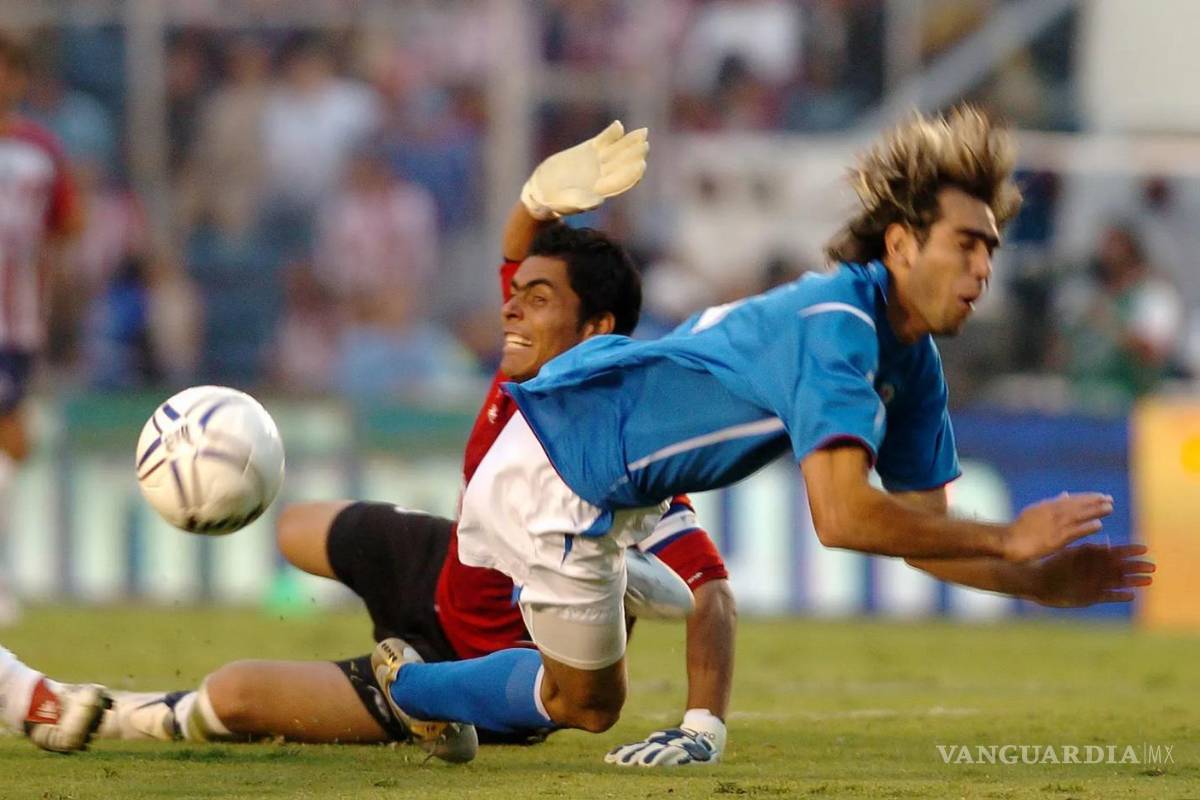 Chivas vs Cruz Azul: duelo vibrante en la Ida de Cuartos de Final del Apertura 2025