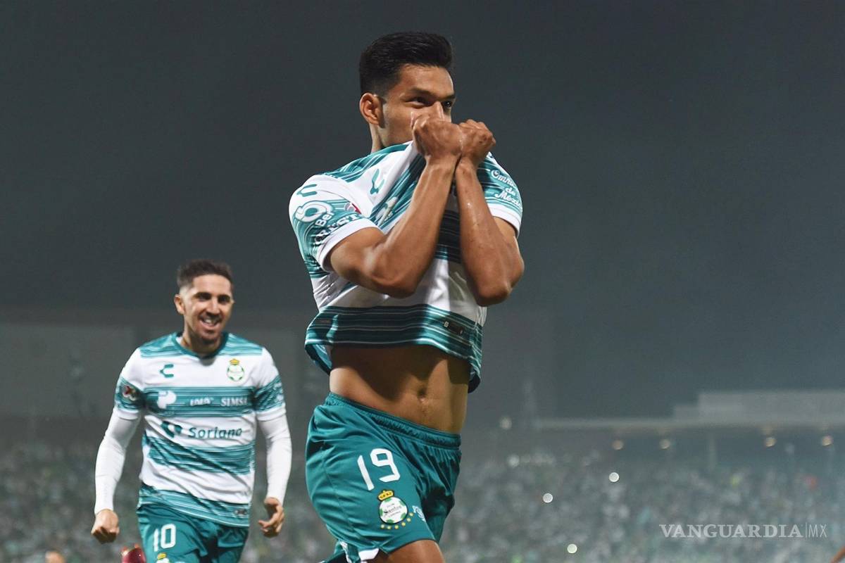 No hay quien calle al ‘Mudo’ y su grito de gol; Santos gana 3-0 al Puebla