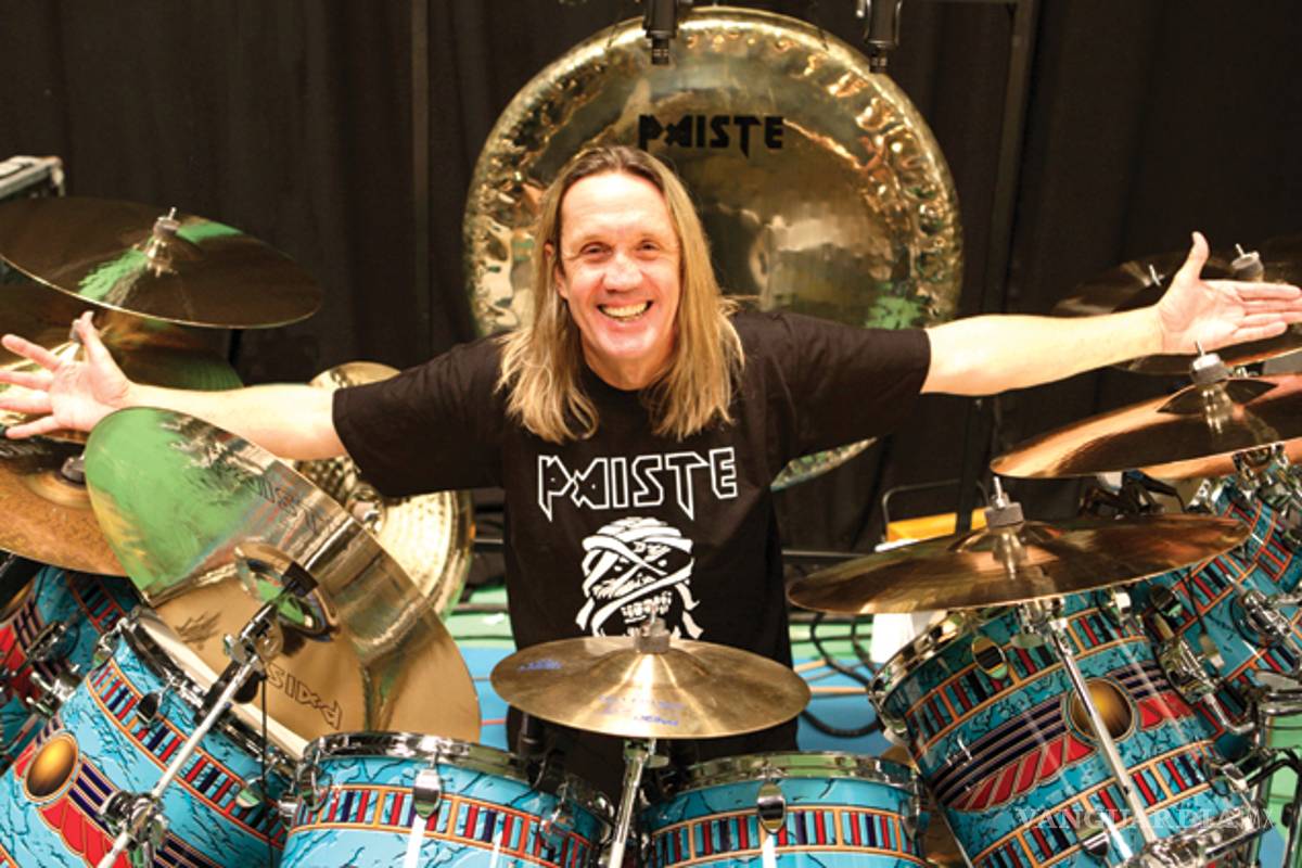 Confunden a baterista de Iron Maiden con vagabundo