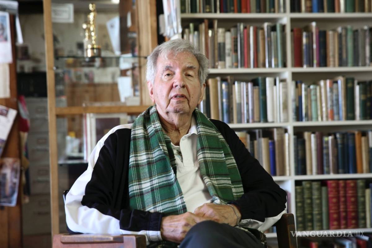 Larry McMurtry, ganador del Pulitzer por su novela Lonesome Dove, fallece a los 84 años
