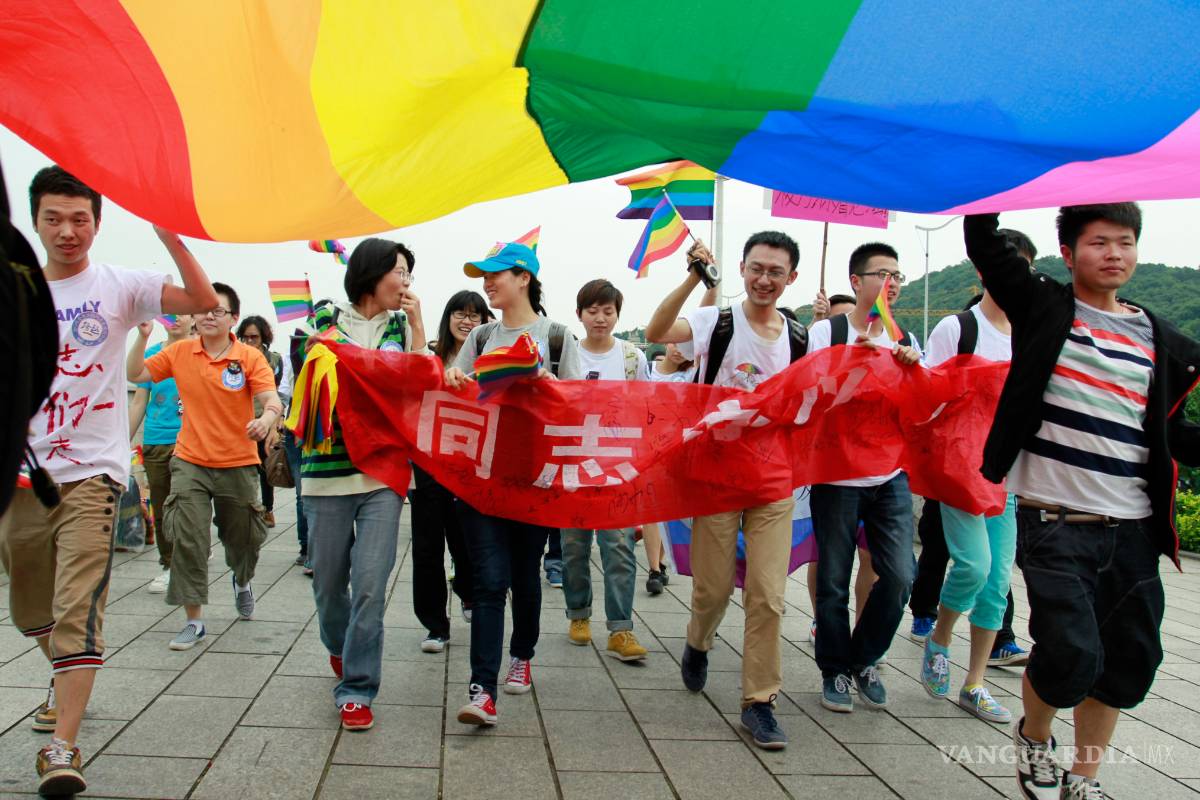 Piden a China frenar terapias contra gays