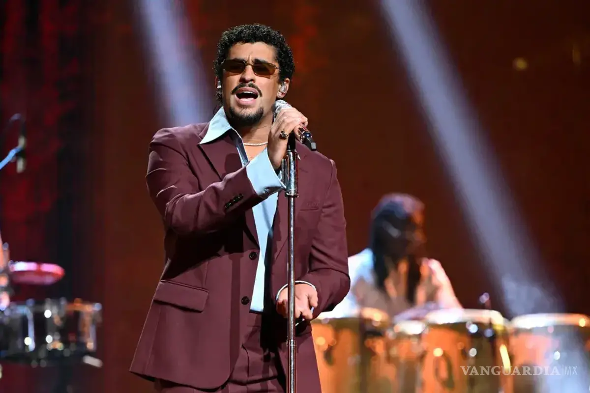 Otro latino a la NFL: Bad Bunny estará en el Show del Medio Tiempo del Super Bowl LX